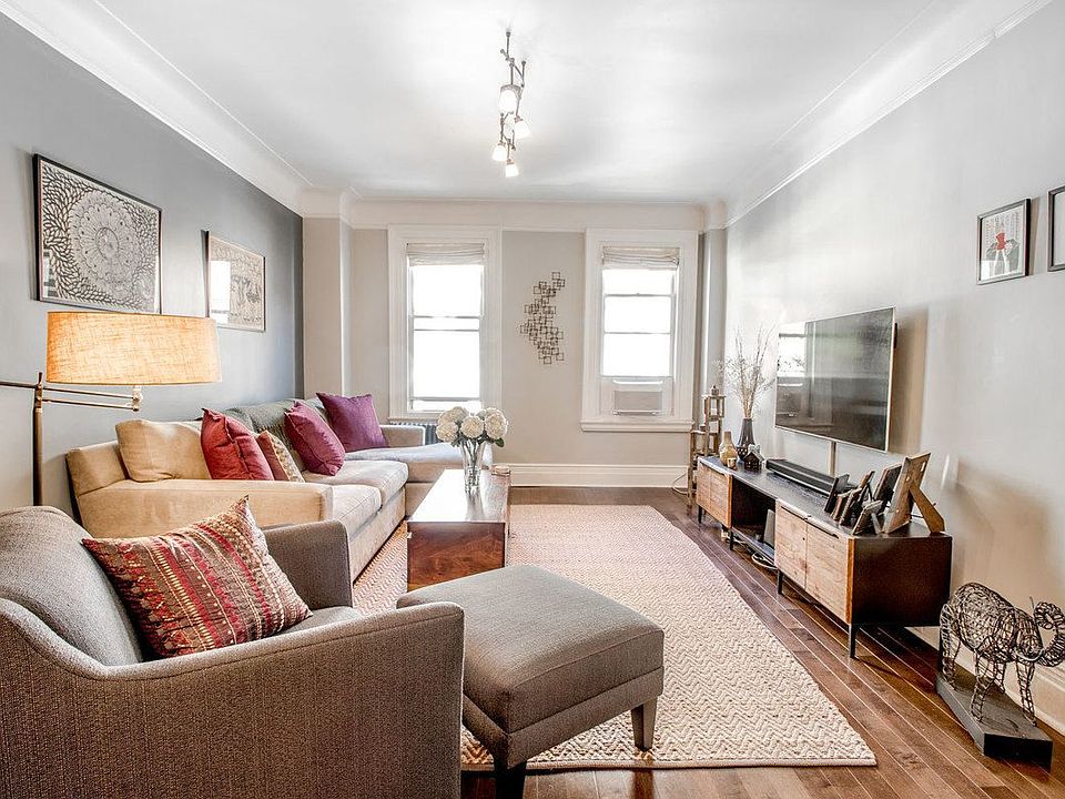 1st image of 250 W 75th St APT 6A