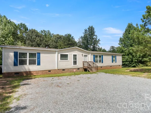 602 Preston Brooks Dr, Catawba, SC 29704