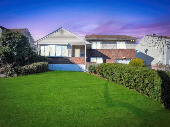 1126 Fenwood, Valley Stream, NY 11580