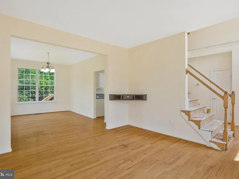 9112 Granite Ct — Photo 13