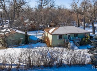 7540 Ash Ln, Bismarck, ND 58503