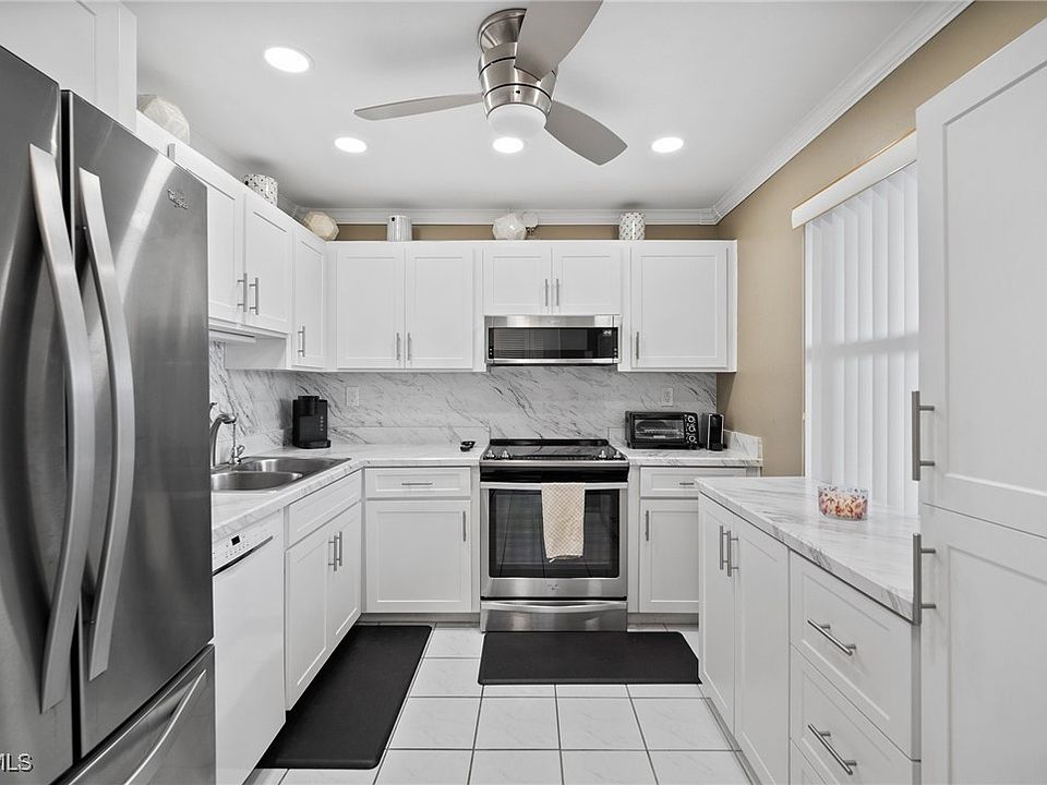1st image of 6102 Augusta Dr APT 302
