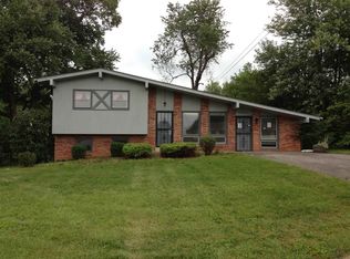 1052 Sunset Dr, Radcliff, KY 40160