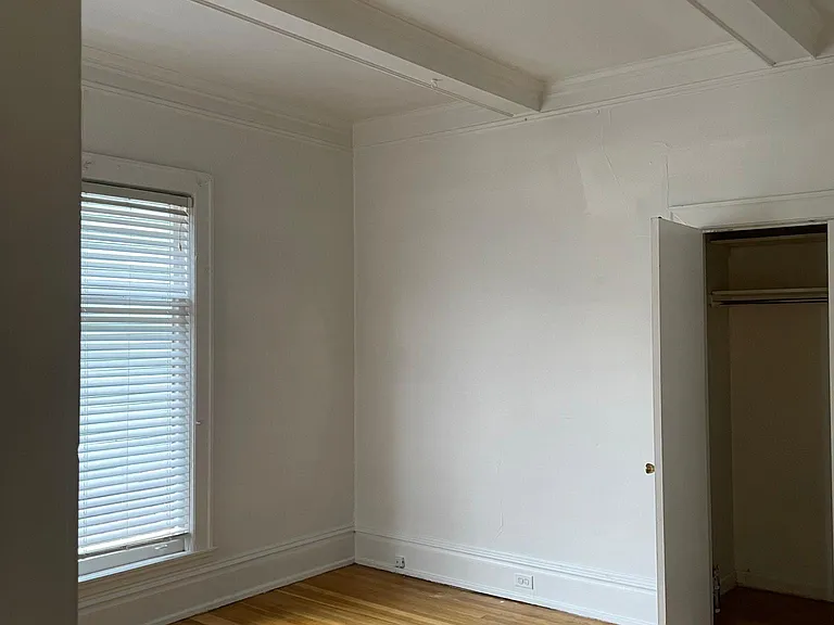 520 Crescent St NE #2 — Photo 15