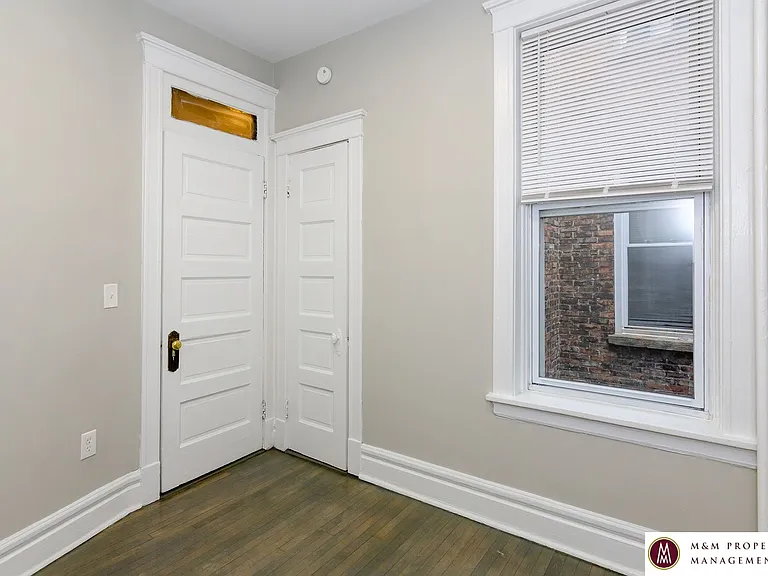 1206 W Lexington St — Photo 28