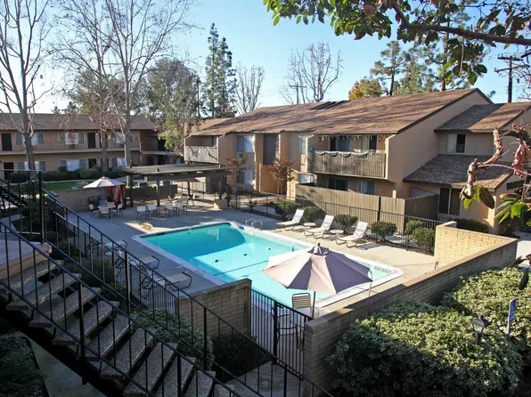 Sycamore Apartments, 9249 Carlton Oaks Dr APT 55, Santee, CA 92071