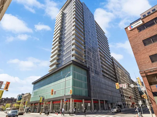 324 Laurier Ave W #1804, Ottawa, ON K1N 6P6