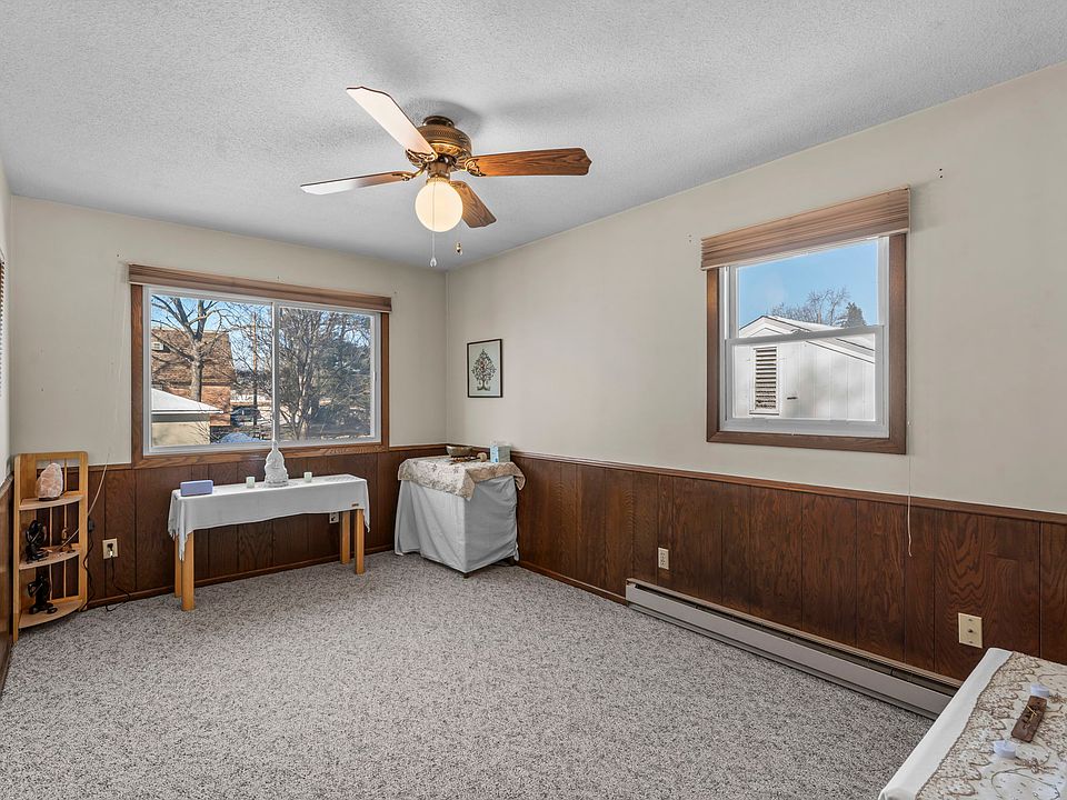 1st image of 4214 Xenia Ave N #1