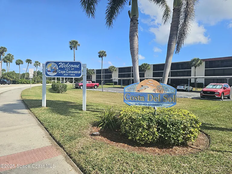 5800 N Banana River Blvd #123 — Photo 21