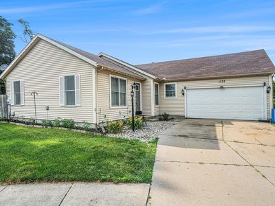 1737 Woodland Dr, Elkhart, IN, 46514