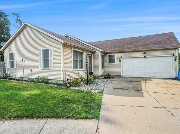 1737 Woodland Dr, Elkhart, IN 46514