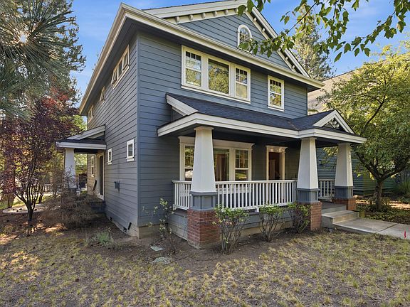 2nd image of 1374 NW Fort Clatsop St