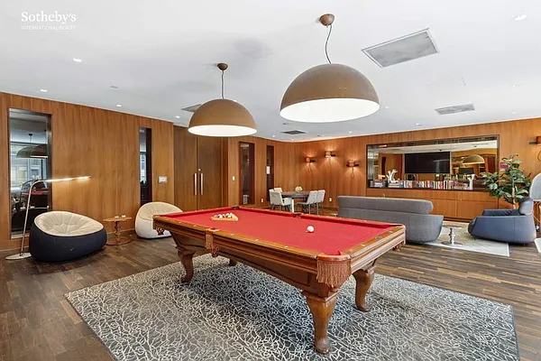 Rented by Sotheby's International Realty | media 7