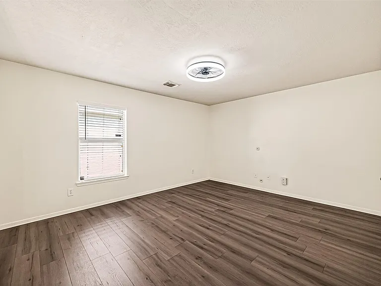 25135 Florina Ranch Dr — Photo 32