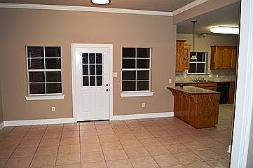 5th image of 9425 Hidden Trail Dr
