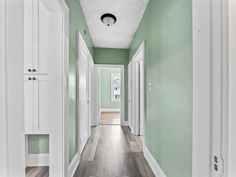 4421 Immanuel St — Photo 18