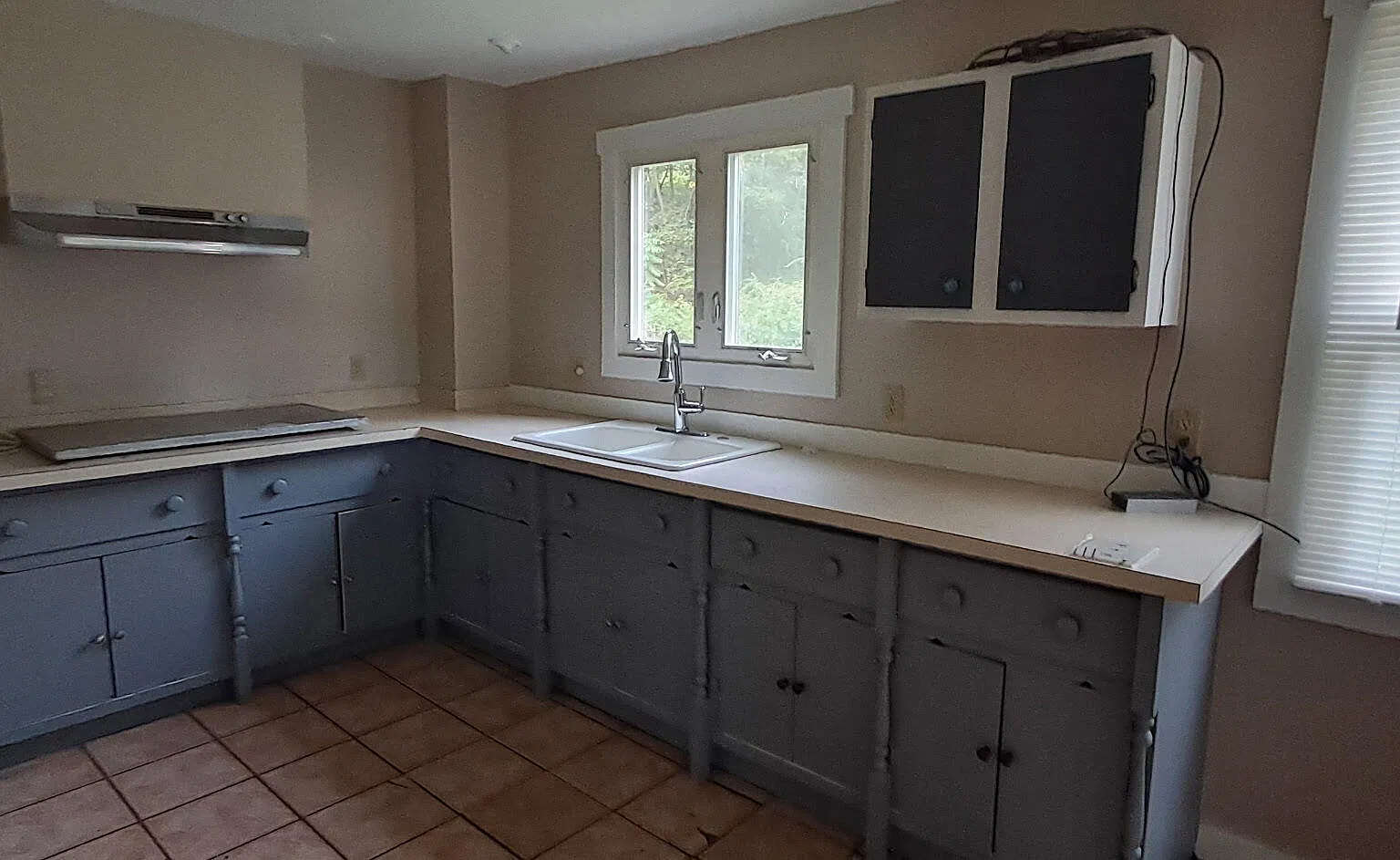 3 bed, 1.0 bath, 1000 sqft, $1,200 — Photo 4