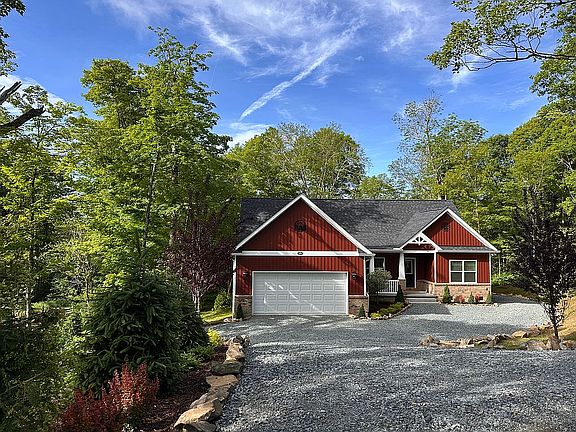 2nd image of 209 Woodhaven Dr