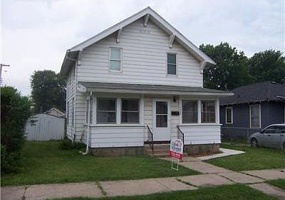 1st image of 1537 S Arnold St