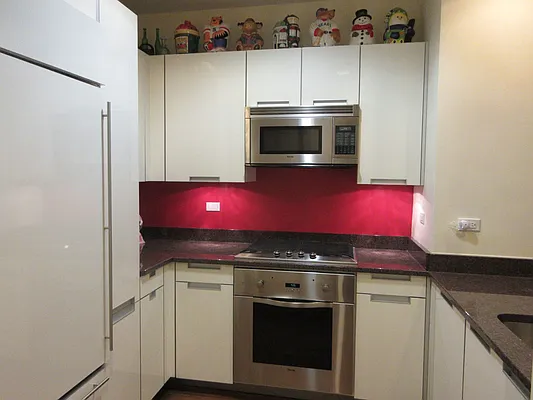 Sold by Amy Craig Real Estate Services LLC | media 19