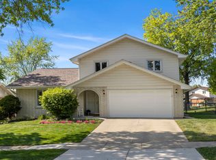 8436 Teebrook Dr, Orland Park, IL