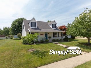 937 Kadel Ct, Geneseo, IL 61254