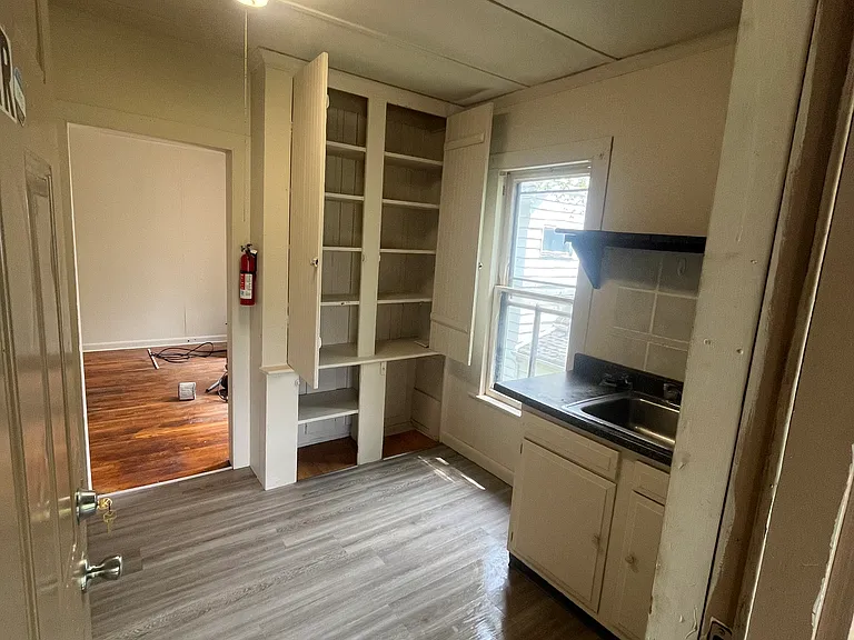 4 Truesdell St #2R — Photo 13