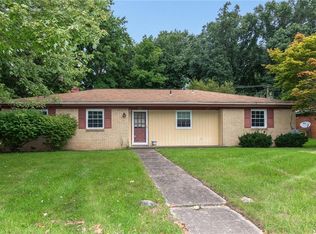 2620 W Wellington Dr, Muncie, IN 47304