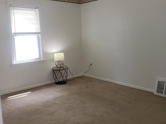 2nd image of 1354 Orlando Ave
