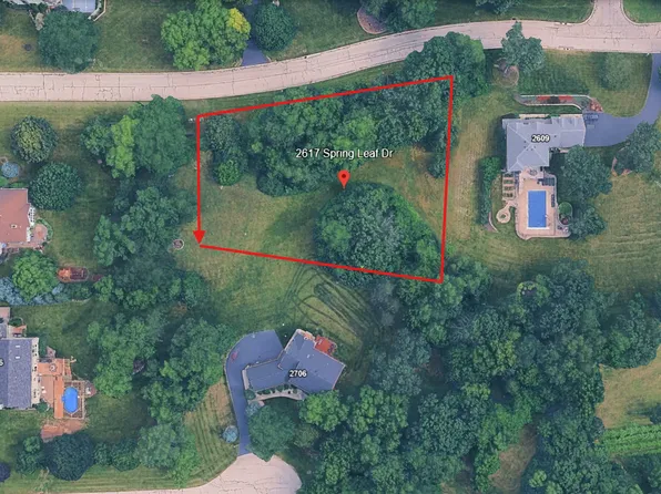 2617 Spring Leaf Dr, Spring Grove, IL 60081