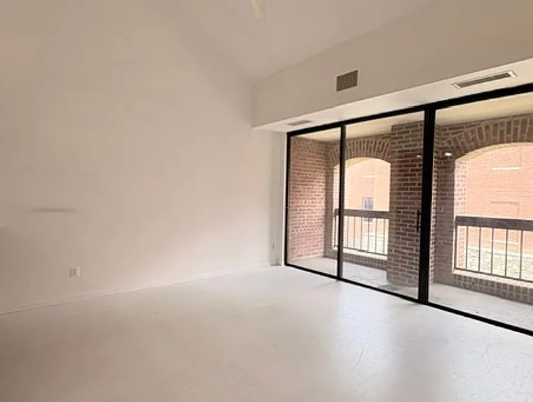 3225 Grace St NW #208 — Photo 3
