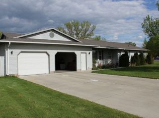 10 E Sunset Cir, Rexburg, ID 83440
