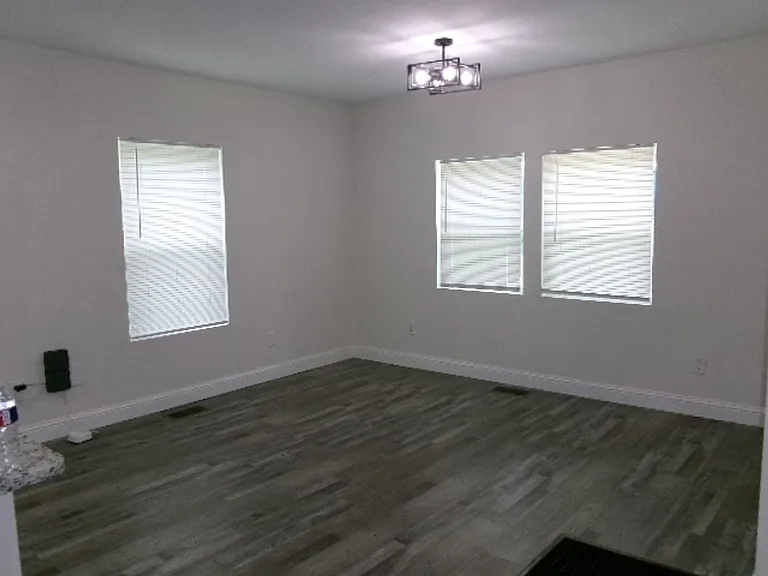 1408 W Main St — Photo 6