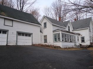 59 Middle St, Hallowell, ME 04347