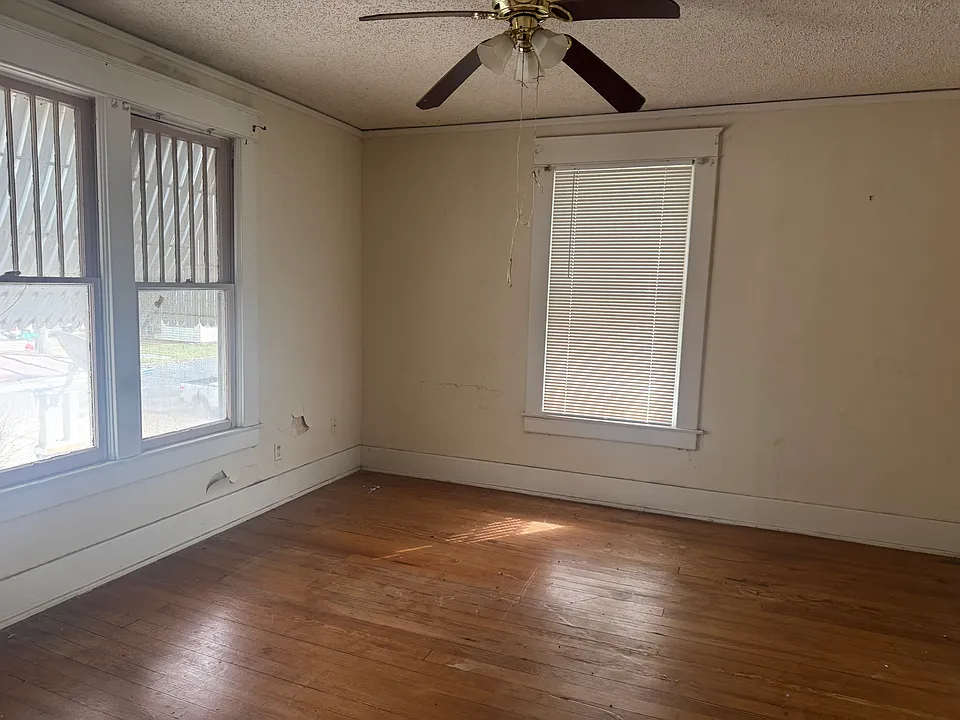 2106 Oklahoma St