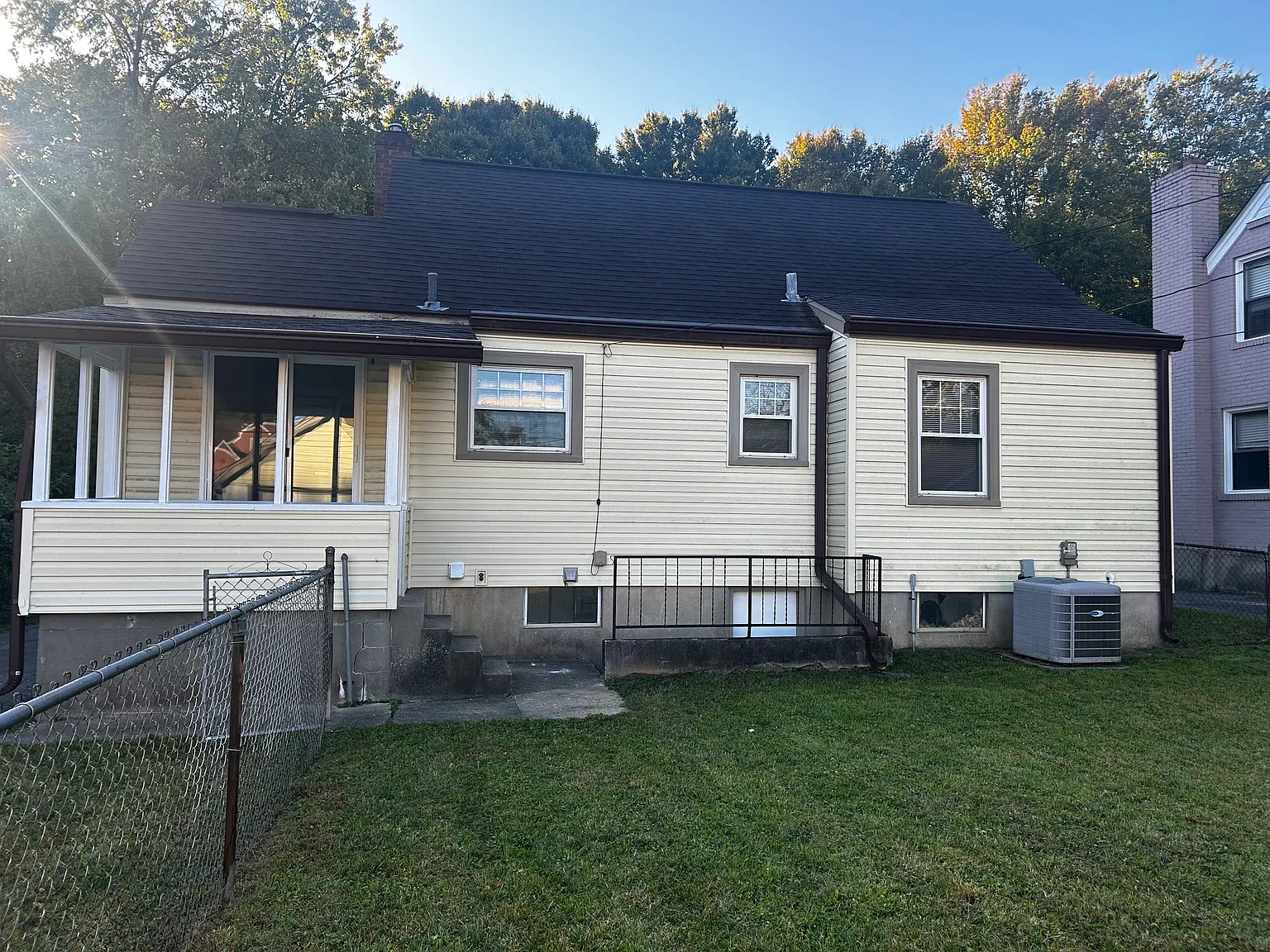 3 bed, 2.5 bath, 1659 sqft, $2,700 — Photo 3