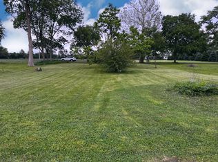 13 S Locust St, Wenona, IL 61377