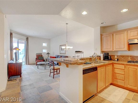 2nd image of 47 E Agate Ave Unit 406