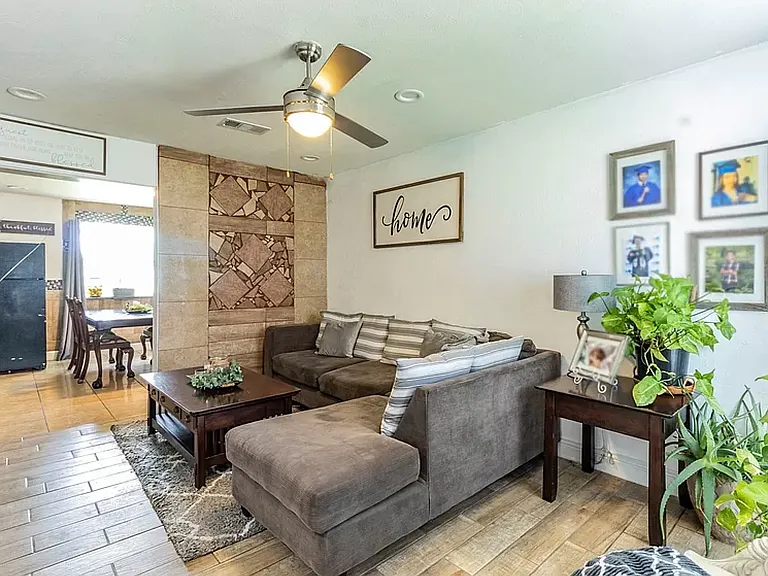 626 Wren Ave — Photo 3