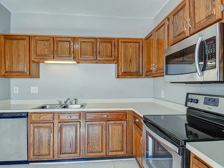 4206 Minnard Ct — Photo 7
