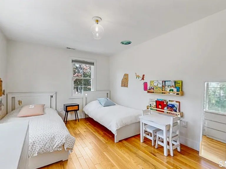 444 Highland St — Photo 17