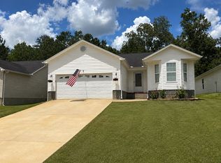 118 Pinehurst Ct, Dublin, GA 31021