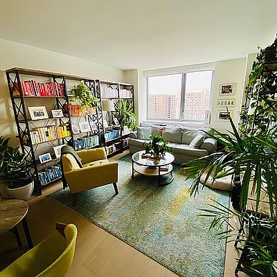 3rd image of 480 Main St APT 19J