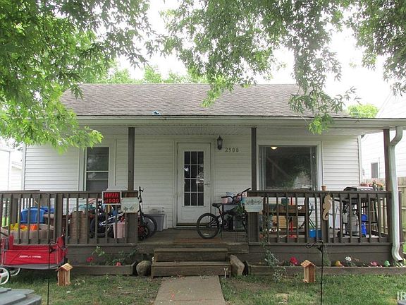 2nd image of 2908 S Vine St