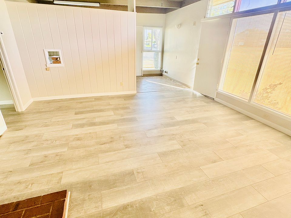 Bright and spacious living room.