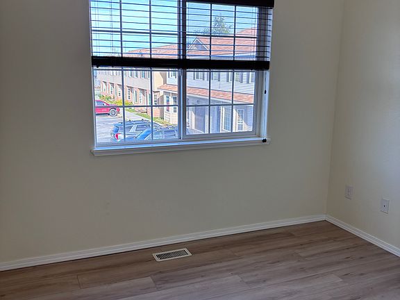 5th image of 131 Matthew Paul Way