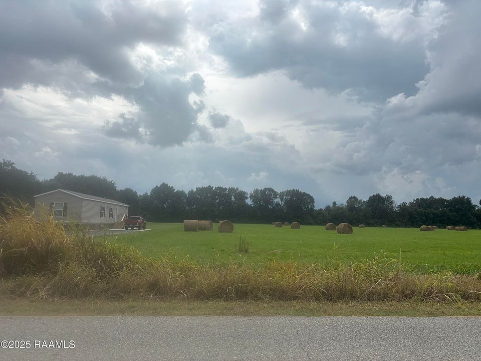 2nd image of 300 Ranch Rd