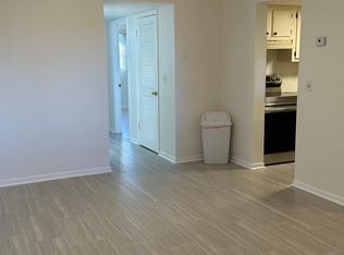 2525 W Bay Dr APT E41, Belleair Bluffs, FL 33770