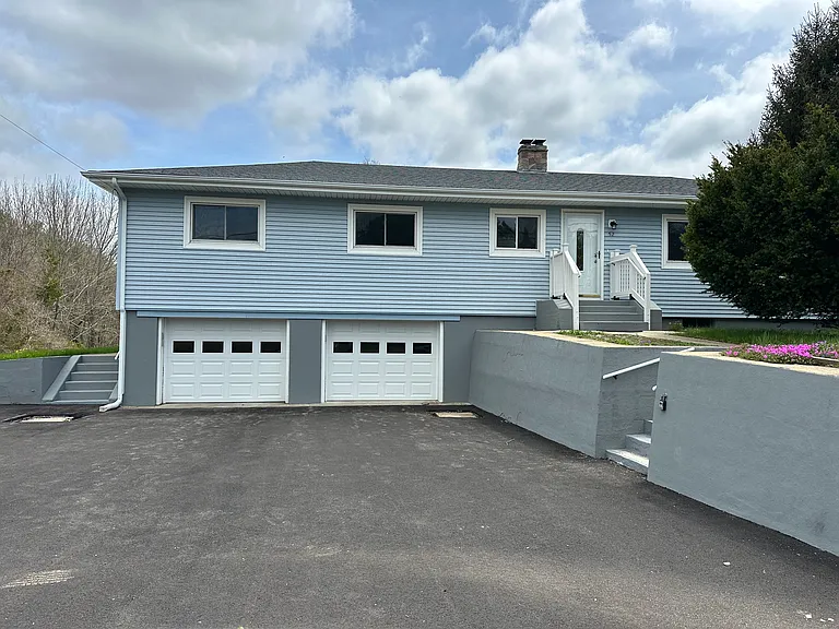 52 Arcadia Rd #B — Photo 1