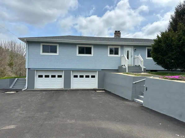52 Arcadia Rd #B, Hope Valley, RI 02832